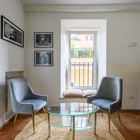 Navona Luxe Heven - Elevator, Soundproof & Netflix Daire